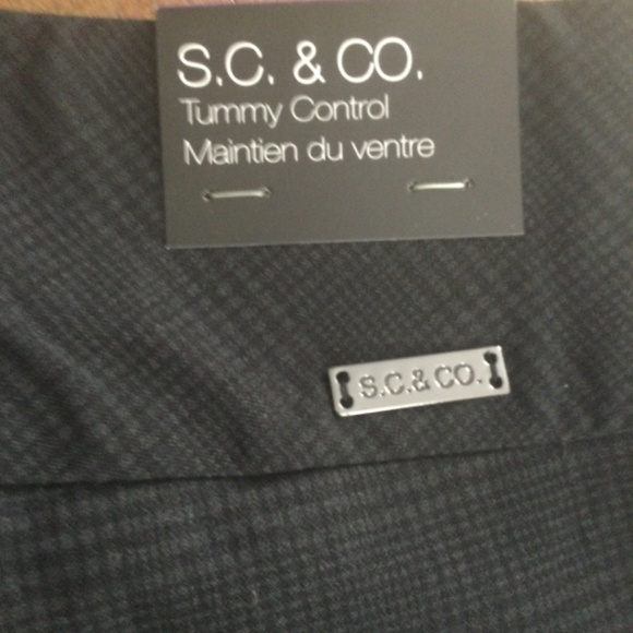 Womens cropped pants - Picture 4 of 5